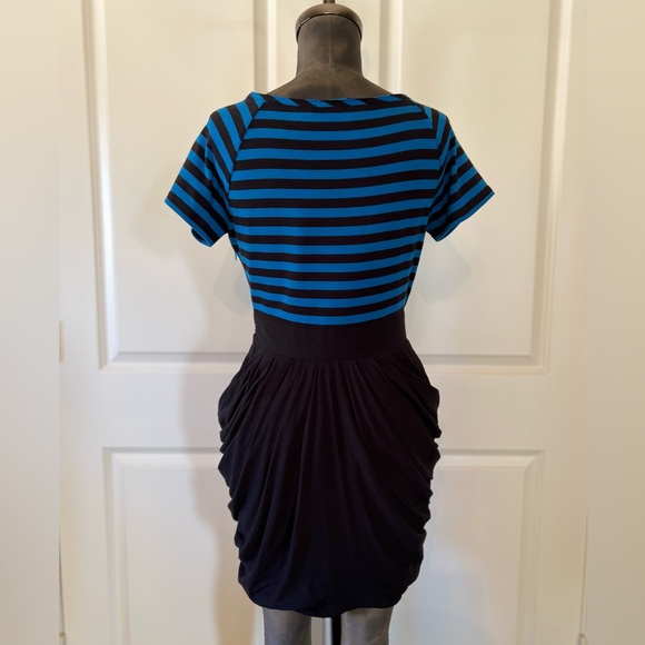 Forever 21 Twist Striped Dress Blue Black Draped Tulip Skirt Ruched M - Picture 3 of 9